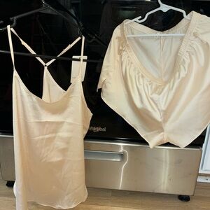 NWT Ekouaer beige pj set